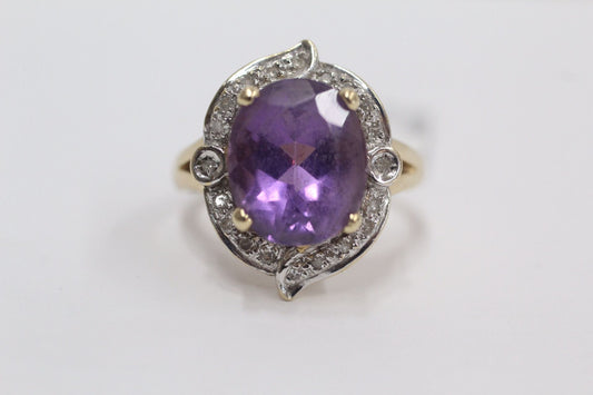 14K Yellow Gold Diamond Estate Vintage Amethyst Ring (Size 7 1/4) Clearance Sale!!!